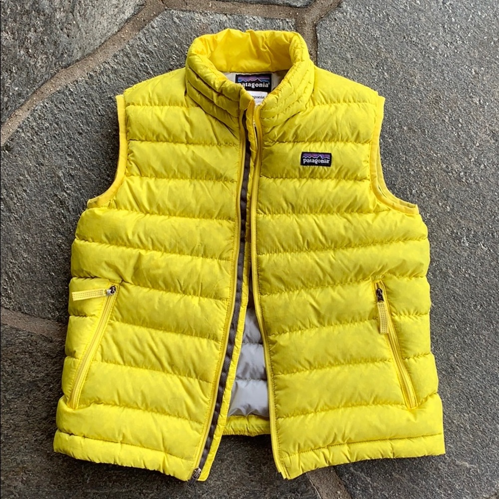 Patagonia YOUTH Small (8) Down Vest